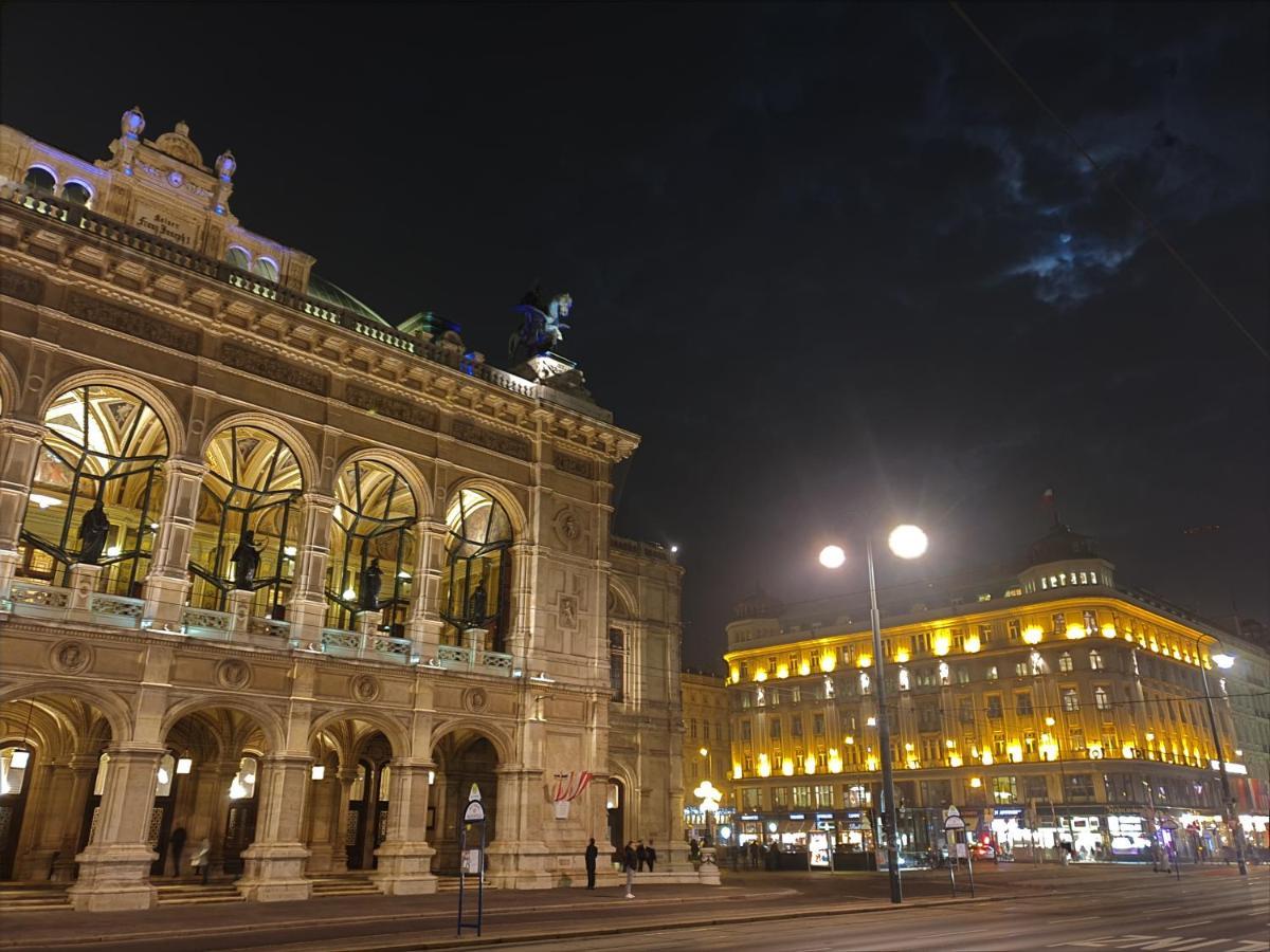 Hotel Pension Alte Muehle Клостернойбург Экстерьер фото